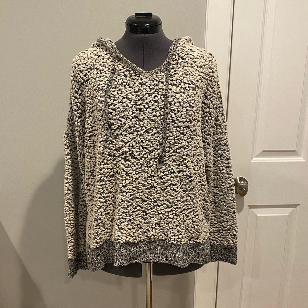 Miracle Super Cozy Black & White Fluffy Knit Hoodie